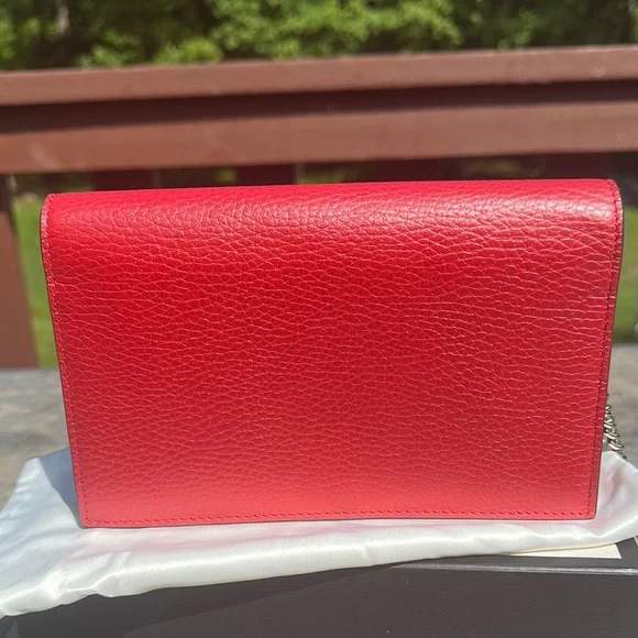 Gucci Crossbody Interlocking with Chain Strap - Picture 5 of 10